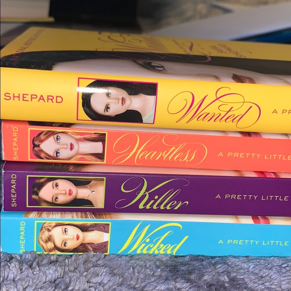 Pretty little liars book series Arc 2 books 5-8